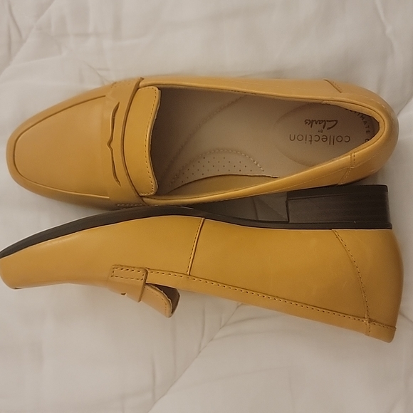 Loafers - Picture 2 of 5